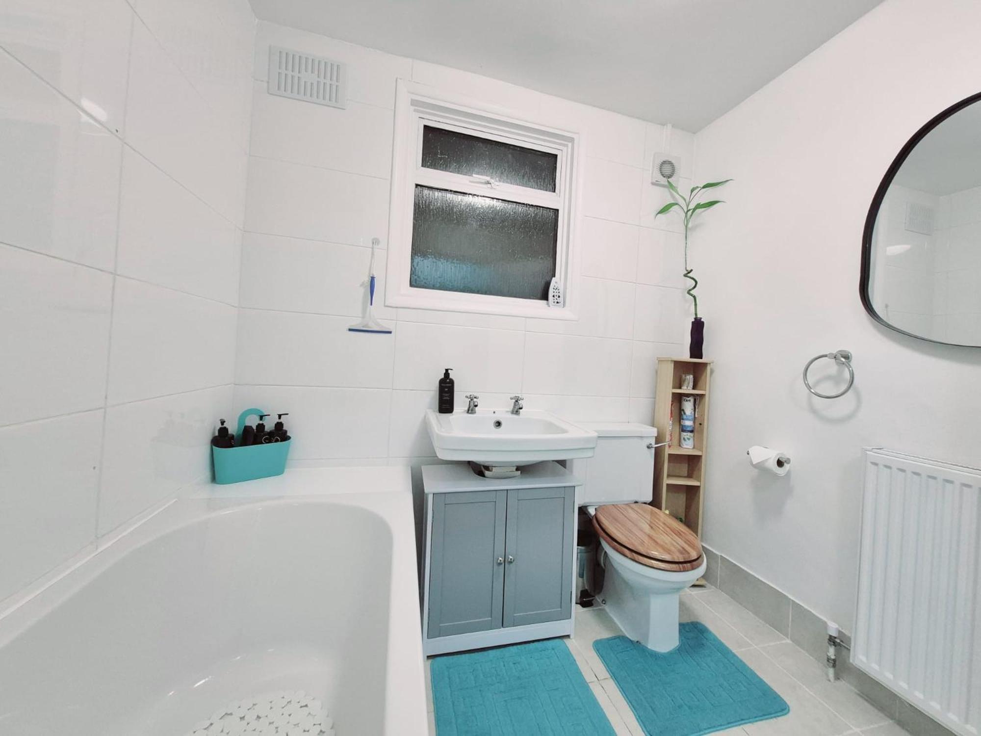 Stylish And Bright Flat In N8 Turnpike Lane - Piccadilly Line Apartament Londra